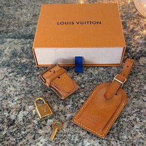 Louis Vuitton Leather Luggage Tag, Poignet Strap and Lock Set
